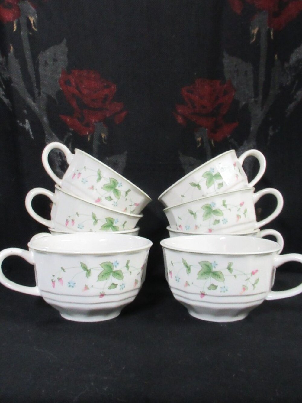 DISCONTINUED 8 pc. Flat Cup Wild Berry by Mount Clemens